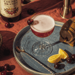 cherry brandy liqueur cocktail artisanal avec cerises